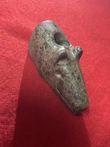 Bear Effigy Stone Pipe Indian Artifact Arrowhead (1 of 10)