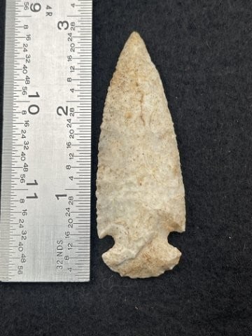 Dovetail Indian Artifact Arrowhead (1 of 4)