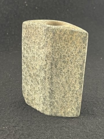 Bannerstone Indian Artifact Arrowhead: KEY WORDS: INDIAN ARTIFACT ARTIFACTS ARROWHEAD ARROWHEADS NATIVE AMERICAN MISSISSIPPIAN QUAPAW CADDO POTTERY COINS MORGAN DOLLAR PEACE DOLLAR SILVER COINS. All coins have been Sigma tested for