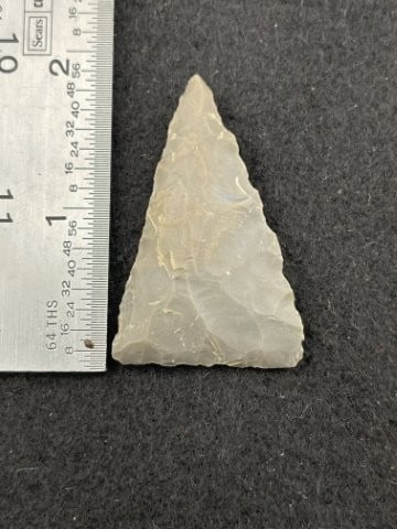 Triangle Indian Artifact Arrowhead: KEY WORDS: INDIAN ARTIFACT ARTIFACTS ARROWHEAD ARROWHEADS NATIVE AMERICAN MISSISSIPPIAN QUAPAW CADDO POTTERY COINS MORGAN DOLLAR PEACE DOLLAR SILVER COINS. All coins have been Sigma tested for authent