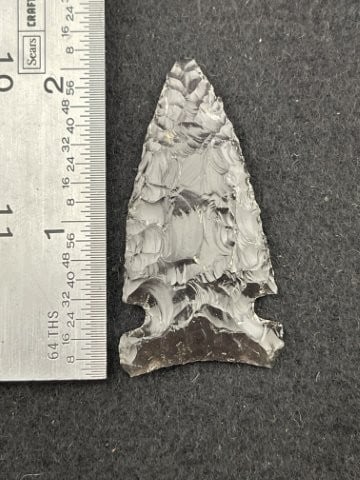 Glass Arrowhead: KEY WORDS: INDIAN ARTIFACT ARTIFACTS ARROWHEAD ARROWHEADS NATIVE AMERICAN MISSISSIPPIAN QUAPAW CADDO POTTERY COINS MORGAN DOLLAR PEACE DOLLAR SILVER COINS. All coins have been Sigma tested for