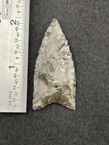 Glass Arrowhead: KEY WORDS: INDIAN ARTIFACT ARTIFACTS ARROWHEAD ARROWHEADS NATIVE AMERICAN MISSISSIPPIAN QUAPAW CADDO POTTERY COINS MORGAN DOLLAR PEACE DOLLAR SILVER COINS. All coins have been Sigma tested for