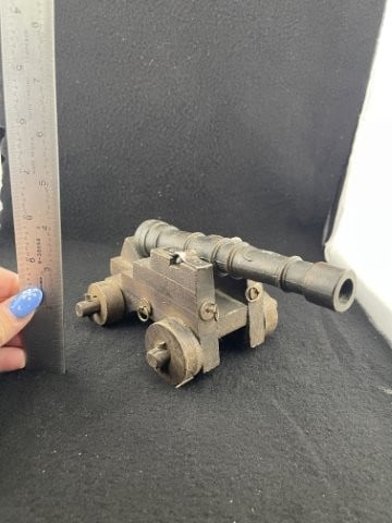 Toy Cannan: KEY WORDS: INDIAN ARTIFACT ARTIFACTS ARROWHEAD ARROWHEADS NATIVE AMERICAN MISSISSIPPIAN QUAPAW CADDO POTTERY COINS MORGAN DOLLAR PEACE DOLLAR SILVER COINS. All coins have been Sigma tested for