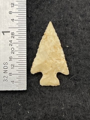 Arrow Point Indian Artifact Arrowhead (1 of 4)