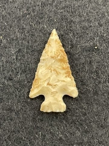 Arrow Point Indian Artifact Arrowhead - 2