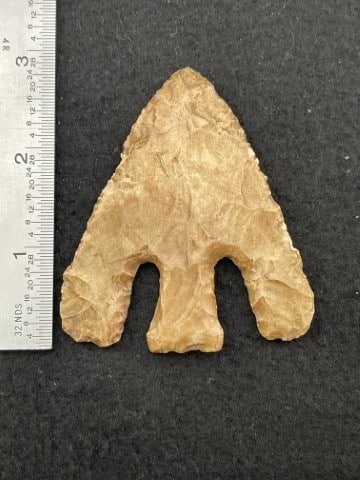 Calf Creek Indian Artifact Arrowhead: KEY WORDS: INDIAN ARTIFACT ARTIFACTS ARROWHEAD ARROWHEADS NATIVE AMERICAN MISSISSIPPIAN QUAPAW CADDO POTTERY COINS MORGAN DOLLAR PEACE DOLLAR SILVER COINS. All coins have been Sigma tested for authent