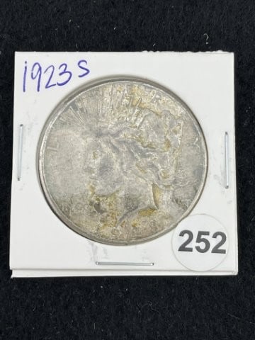 1923 S Peace Silver Dollar Coin: KEY WORDS: INDIAN ARTIFACT ARTIFACTS ARROWHEAD ARROWHEADS NATIVE AMERICAN MISSISSIPPIAN QUAPAW CADDO POTTERY COINS MORGAN DOLLAR PEACE DOLLAR SILVER COINS. All coins have been Sigma tested for