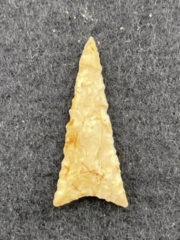 Arrow Point Indian Artifact Arrowhead - 2