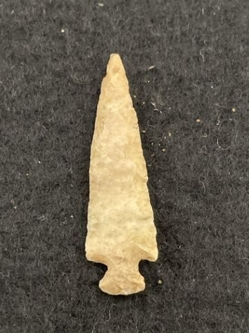 Arrow Point Indian Artifact Arrowhead - 2