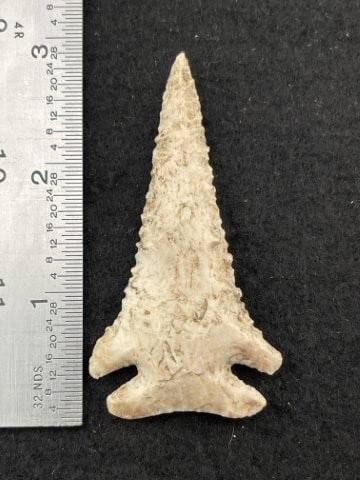 Pine Tree Indian Artifact Arrowhead (1 of 4)