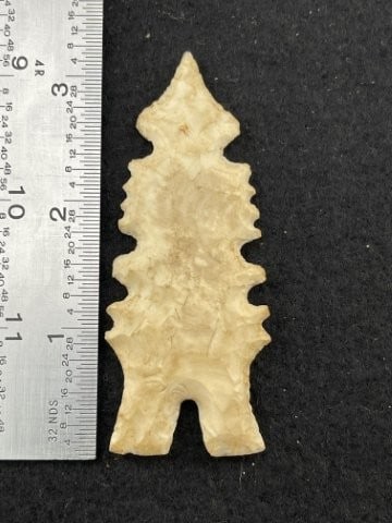 Eccentric Indian Artifact Arrowhead: KEY WORDS: INDIAN ARTIFACT ARTIFACTS ARROWHEAD ARROWHEADS NATIVE AMERICAN MISSISSIPPIAN QUAPAW CADDO POTTERY COINS MORGAN DOLLAR PEACE DOLLAR SILVER COINS. All coins have been Sigma tested for authent