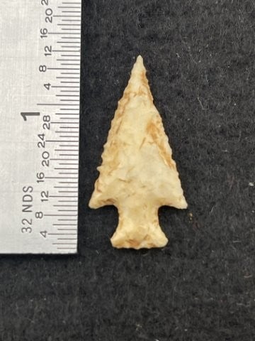 Arrow Point Indian Artifact Arrowhead (1 of 4)