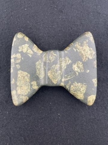 Bow-Tie Bannerstone Indian Artifact Arrowhead: KEY WORDS: INDIAN ARTIFACT ARTIFACTS ARROWHEAD ARROWHEADS NATIVE AMERICAN MISSISSIPPIAN QUAPAW CADDO POTTERY COINS MORGAN DOLLAR PEACE DOLLAR SILVER COINS. All coins have been Sigma tested for