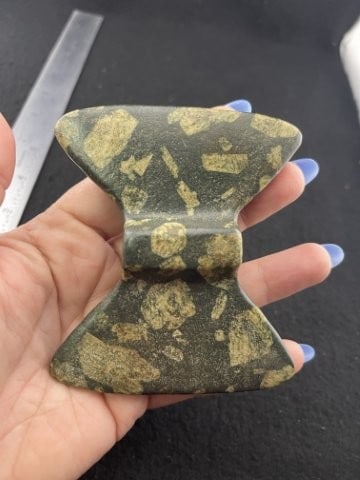 Bow-Tie Bannerstone Indian Artifact Arrowhead - 6