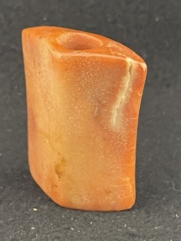 Quartz Bannerstone Indian Artifact Arrowhead: KEY WORDS: INDIAN ARTIFACT ARTIFACTS ARROWHEAD ARROWHEADS NATIVE AMERICAN MISSISSIPPIAN QUAPAW CADDO POTTERY COINS MORGAN DOLLAR PEACE DOLLAR SILVER COINS. All coins have been Sigma tested for authent