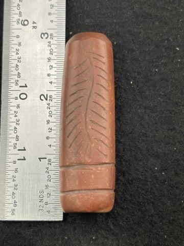 Engraved Red Stone Pipe Indian Artifact Arrowhead: KEY WORDS: INDIAN ARTIFACT ARTIFACTS ARROWHEAD ARROWHEADS NATIVE AMERICAN MISSISSIPPIAN QUAPAW CADDO POTTERY COINS MORGAN DOLLAR PEACE DOLLAR SILVER COINS. All coins have been Sigma tested for authent