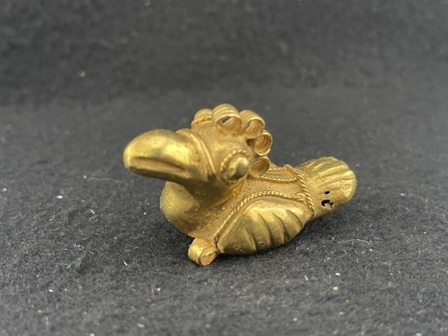 Tumbaga Tairona Gold Figurine UNKNOWN MATERIAL (1 of 8)