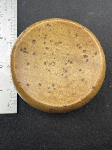 Discoidal Indian Artifact Arrowhead: KEY WORDS: INDIAN ARTIFACT ARTIFACTS ARROWHEAD ARROWHEADS NATIVE AMERICAN MISSISSIPPIAN QUAPAW CADDO POTTERY COINS MORGAN DOLLAR PEACE DOLLAR SILVER COINS. All coins have been Sigma tested for authent