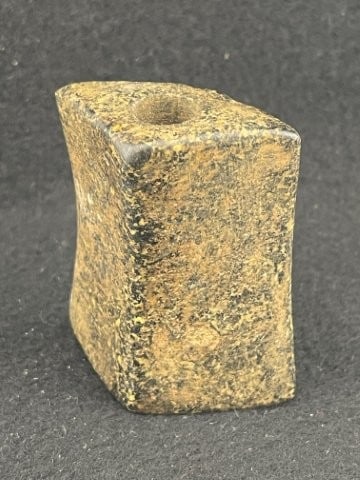 Bannerstone Indian Artifact Arrowhead: KEY WORDS: INDIAN ARTIFACT ARTIFACTS ARROWHEAD ARROWHEADS NATIVE AMERICAN MISSISSIPPIAN QUAPAW CADDO POTTERY COINS MORGAN DOLLAR PEACE DOLLAR SILVER COINS. All coins have been Sigma tested for