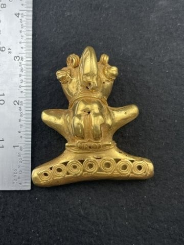 Tumbaga Tairona Gold Figurine UNKNOWN MATERIAL: KEY WORDS: INDIAN ARTIFACT ARTIFACTS ARROWHEAD ARROWHEADS NATIVE AMERICAN MISSISSIPPIAN QUAPAW CADDO POTTERY COINS MORGAN DOLLAR PEACE DOLLAR SILVER COINS. All coins have been Sigma tested for authent