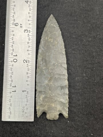 Base Tang Indian Artifact Arrowhead (1 of 4)