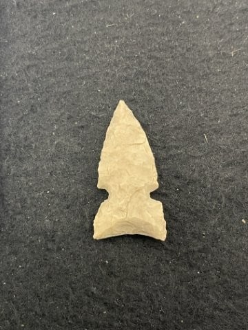 Arrow Point Indian Artifact Arrowhead - 2