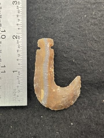 Flint Hook Indian Artifact Arrowhead: KEY WORDS: INDIAN ARTIFACT ARTIFACTS ARROWHEAD ARROWHEADS NATIVE AMERICAN MISSISSIPPIAN QUAPAW CADDO POTTERY COINS MORGAN DOLLAR PEACE DOLLAR SILVER COINS. All coins have been Sigma tested for authent