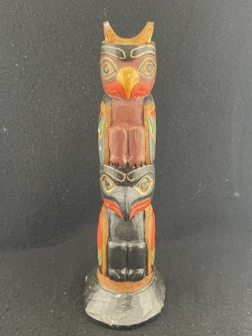 Small Wooden Totum Pole: KEY WORDS: INDIAN ARTIFACT ARTIFACTS ARROWHEAD ARROWHEADS NATIVE AMERICAN MISSISSIPPIAN QUAPAW CADDO POTTERY COINS MORGAN DOLLAR PEACE DOLLAR SILVER COINS. All coins have been Sigma tested for