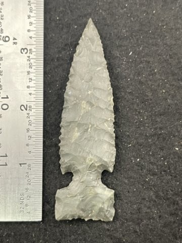 Side Notch Indian Artifact Arrowhead: KEY WORDS: INDIAN ARTIFACT ARTIFACTS ARROWHEAD ARROWHEADS NATIVE AMERICAN MISSISSIPPIAN QUAPAW CADDO POTTERY COINS MORGAN DOLLAR PEACE DOLLAR SILVER COINS. All coins have been Sigma tested for authent