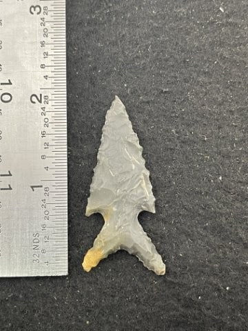 Arrow Point Indian Artifact Arrowhead (1 of 3)