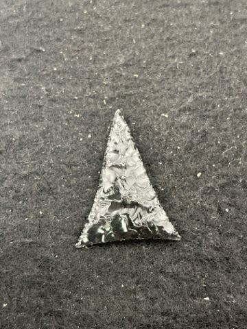 Arrow Point Indian Artifact Arrowhead - 2