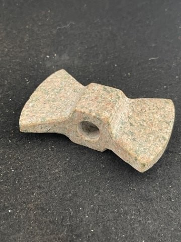 Bannerstone Indian Artifact Arrowhead: KEY WORDS: INDIAN ARTIFACT ARTIFACTS ARROWHEAD ARROWHEADS NATIVE AMERICAN MISSISSIPPIAN QUAPAW CADDO POTTERY COINS MORGAN DOLLAR PEACE DOLLAR SILVER COINS. All coins have been Sigma tested for