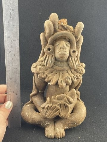 Pre-Columbian Pottery Vessel (1 of 6)