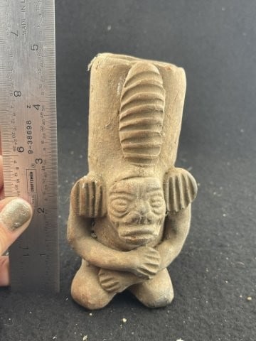 Pre-Columbian Pottery Vessel (1 of 7)