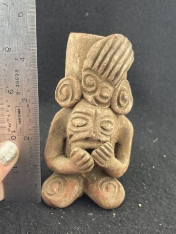 Pre-Columbian Pottery Vessel (1 of 7)