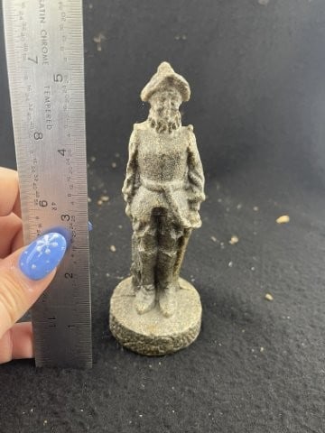 Human Effigy Statue broken & glued: KEY WORDS: INDIAN ARTIFACT ARTIFACTS ARROWHEAD ARROWHEADS NATIVE AMERICAN MISSISSIPPIAN QUAPAW CADDO POTTERY COINS MORGAN DOLLAR PEACE DOLLAR SILVER COINS. All coins have been Sigma tested for authent