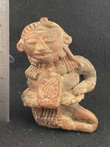 Pre-Columbian Pottery Vessel (1 of 5)