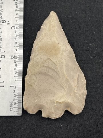 Base Tang Indian Artifact Arrowhead: KEY WORDS: INDIAN ARTIFACT ARTIFACTS ARROWHEAD ARROWHEADS NATIVE AMERICAN MISSISSIPPIAN QUAPAW CADDO POTTERY COINS MORGAN DOLLAR PEACE DOLLAR SILVER COINS. All coins have been Sigma tested for authent