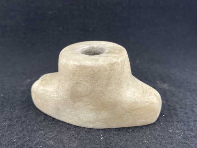 Quartz Bannerstone Indian Artifact Arrowhead: KEY WORDS: INDIAN ARTIFACT ARTIFACTS ARROWHEAD ARROWHEADS NATIVE AMERICAN MISSISSIPPIAN QUAPAW CADDO POTTERY COINS MORGAN DOLLAR PEACE DOLLAR SILVER COINS. All coins have been Sigma tested for authent