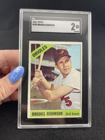 1966 topps Brooks Robinson Baseball Card (1 of 2)