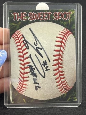 Shaq O'Neal Hand Signed Authentic Autograph (1 of 2)