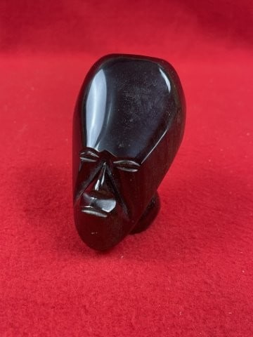 Pre-Columbian Face Effigy Indian Artifact Arrowhead: KEY WORDS: INDIAN ARTIFACT ARTIFACTS ARROWHEAD ARROWHEADS NATIVE AMERICAN MISSISSIPPIAN QUAPAW CADDO POTTERY COINS MORGAN DOLLAR PEACE DOLLAR SILVER COINS. All coins have been Sigma tested for authent