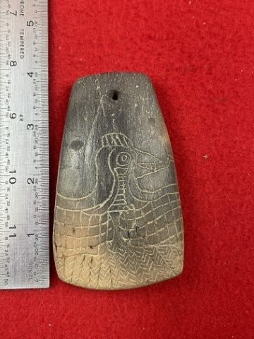 Engraved Pottery Pendant Indian Artifact Arrowhead: KEY WORDS: INDIAN ARTIFACT ARTIFACTS ARROWHEAD ARROWHEADS NATIVE AMERICAN MISSISSIPPIAN QUAPAW CADDO POTTERY COINS MORGAN DOLLAR PEACE DOLLAR SILVER COINS. All coins have been Sigma tested for authent