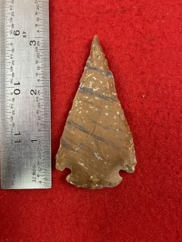 Dovetail Indian Artifact Arrowhead (1 of 3)