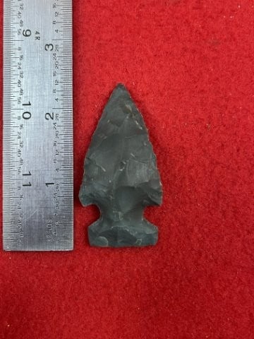 Side Notch Indian Artifact Arrowhead (1 of 3)