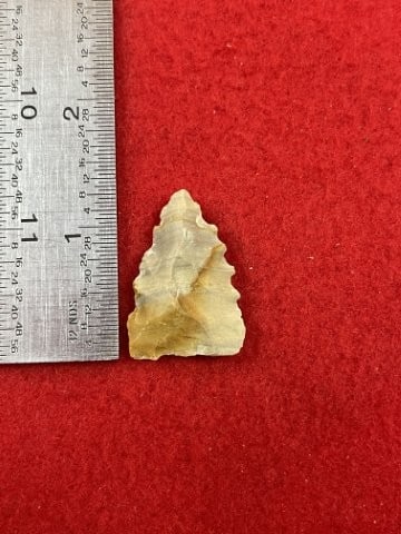 Arrow Point Indian Artifact Arrowhead (1 of 3)