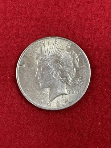 1925 Peace Silver Dollar Coin: KEY WORDS: INDIAN ARTIFACT ARTIFACTS ARROWHEAD ARROWHEADS NATIVE AMERICAN MISSISSIPPIAN QUAPAW CADDO POTTERY COINS MORGAN DOLLAR PEACE DOLLAR SILVER COINS. All coins have been Sigma tested for