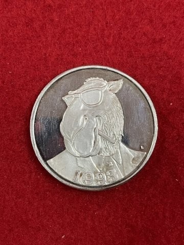 1 Ounce .999 Fine Silver Round