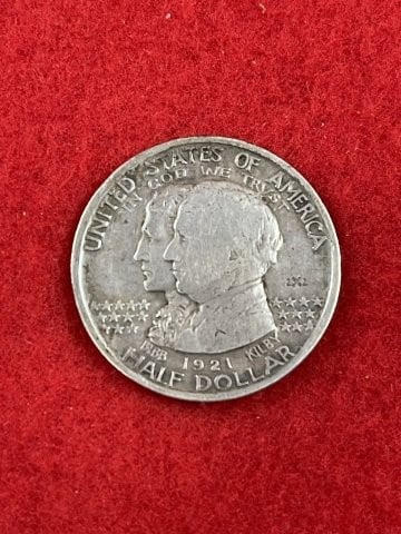 1921 Alabama Centennial Commemorative Half Dollar Silver Coin: KEY WORDS: INDIAN ARTIFACT ARTIFACTS ARROWHEAD ARROWHEADS NATIVE AMERICAN MISSISSIPPIAN QUAPAW CADDO POTTERY COINS MORGAN DOLLAR PEACE DOLLAR SILVER COINS. All coins have been Sigma tested for