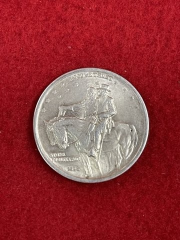 1925 Stone Mountain Half Dollar Silver Coin: KEY WORDS: INDIAN ARTIFACT ARTIFACTS ARROWHEAD ARROWHEADS NATIVE AMERICAN MISSISSIPPIAN QUAPAW CADDO POTTERY COINS MORGAN DOLLAR PEACE DOLLAR SILVER COINS. All coins have been Sigma tested for